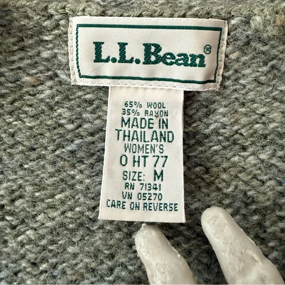 Vintage 80s LL Bean Wool Rayon Blend Green Knit Cardigan Sweater Vest ~ Size M - Picture 7 of 8